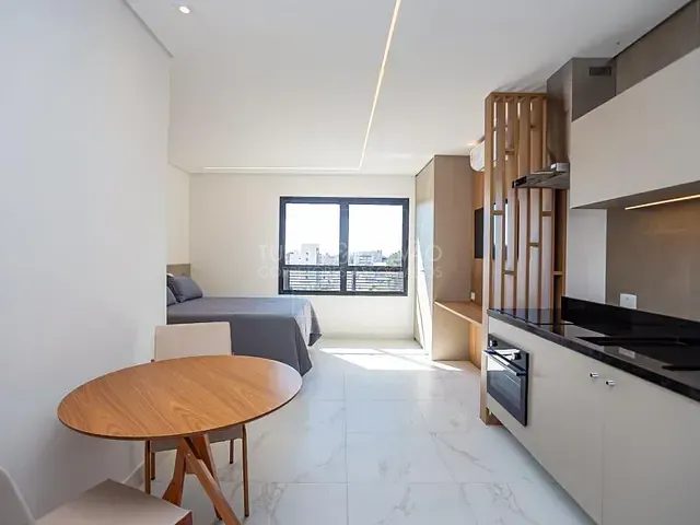 Apartamento com 30m², à venda, no bairro Cristo Rei em Curitiba