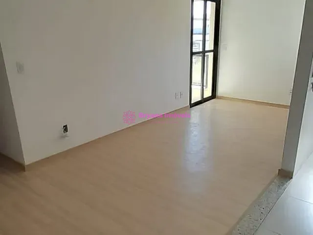 Apartamento com 57m² 2 quartos e 1 banheiro, à venda, no bairro Vila Valparaíso em Santo André