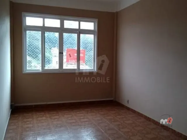 Apartamento à venda, no bairro Centro em Petrópolis