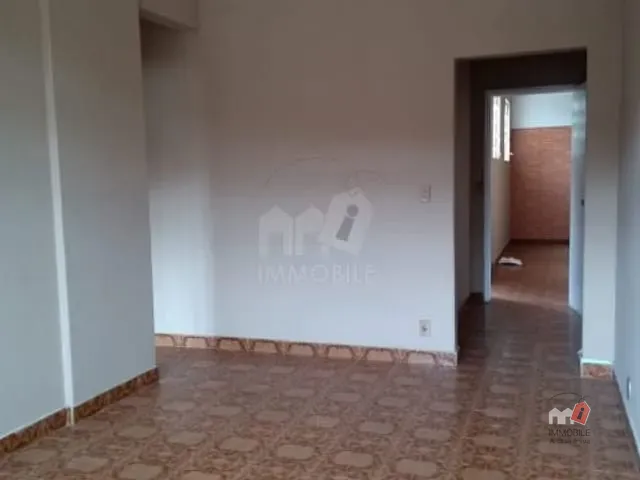 Apartamento à venda, no bairro Centro em Petrópolis