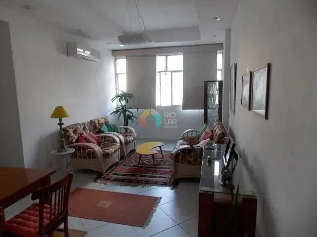 Apartamento com 95m² 3 quartos e 2 banheiros, à venda, no bairro Copacabana em Rio de Janeiro