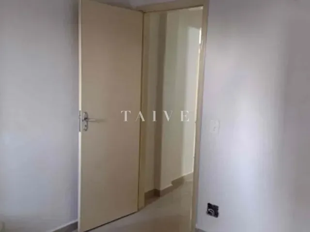 Apartamento com 90m² 2 quartos e 1 banheiro, à venda, no bairro Centro em Londrina