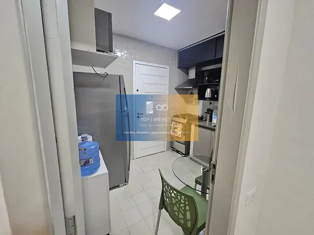 Apartamento 3 quartos e 3 banheiros, para alugar, no bairro Graças em Recife