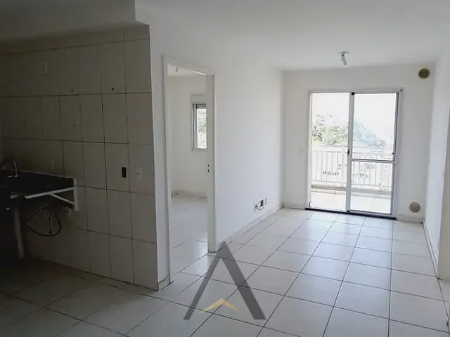 Apartamento 2 quartos e 1 banheiro, à venda, no bairro Jardim Santa Terezinha em São Paulo