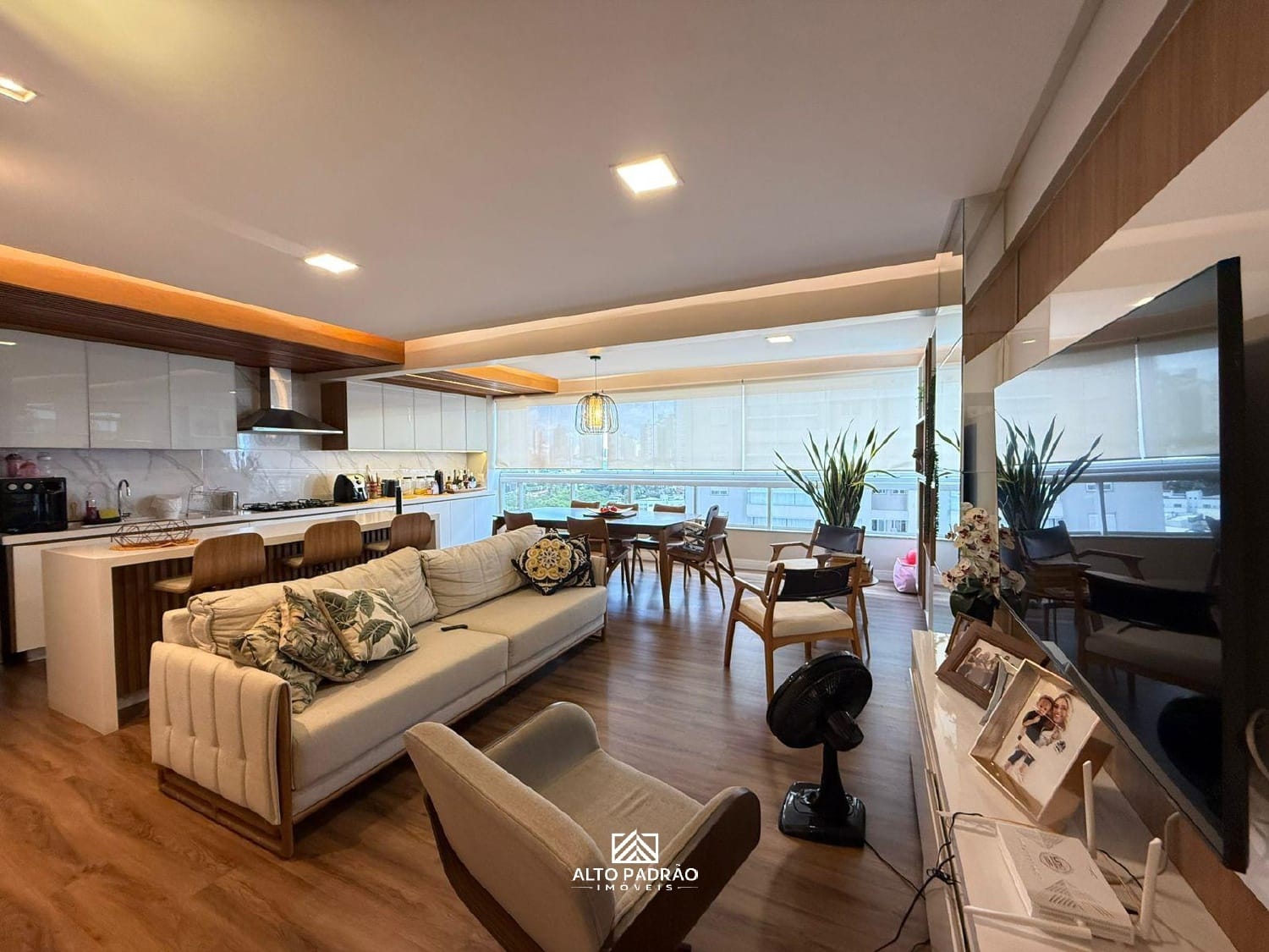 Apartamento, 3 quartos, 102 m² - Foto 1