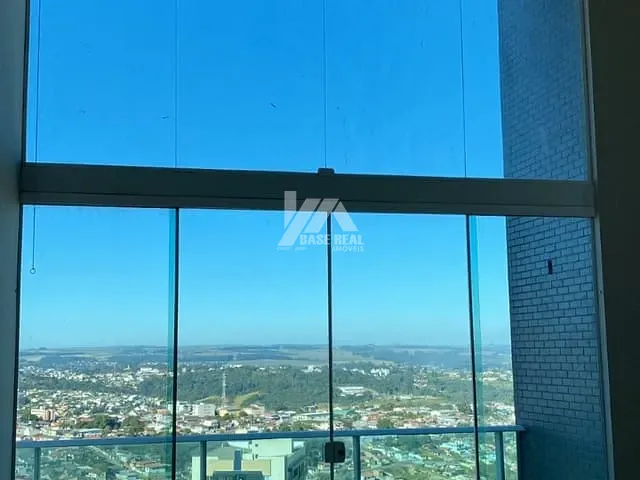 Apartamento com 366m² 3 quartos e 2 banheiros, à venda, no bairro Centro em Ponta Grossa