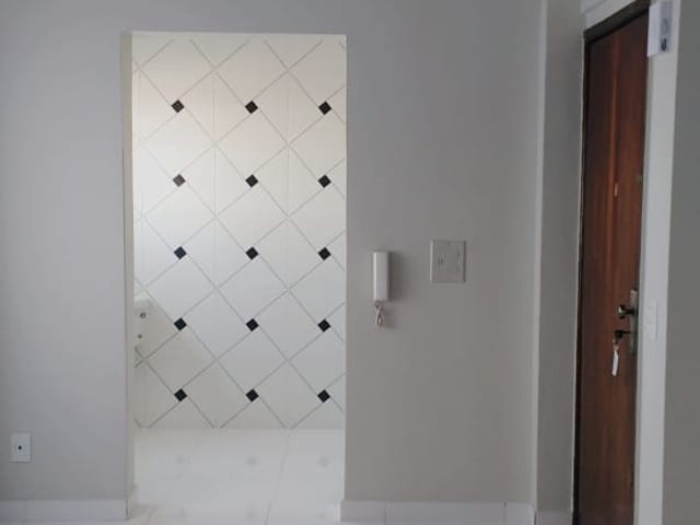 Foto do Apartamento - Apartamento à venda, Centro, Londrina - PR | EDIFÍCIO CAMAPUÃ | Imobiliária Itapuã S/C LTDA