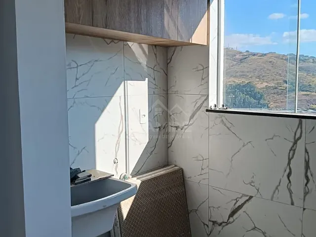 Apartamento 2 quartos e 1 banheiro, à venda, no bairro Vila Caio Junqueira em Poços de Caldas