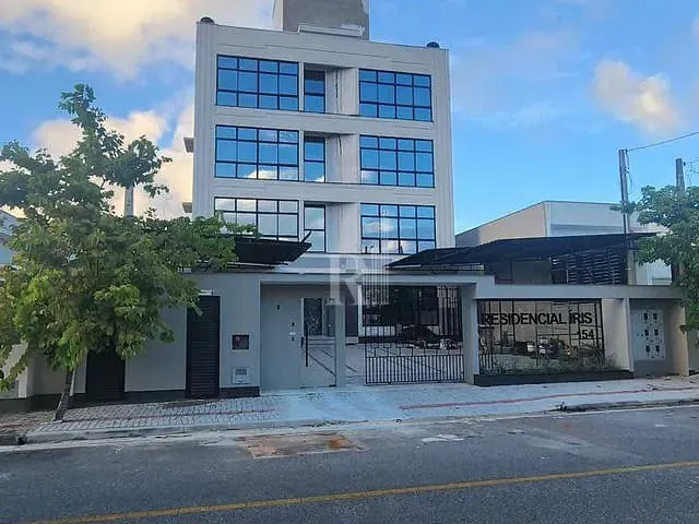 Apartamento 2 quartos e 1 banheiro, à venda, no bairro Areias em Tijucas