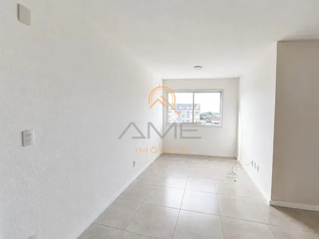 Apartamento 2 quartos e 1 banheiro, à venda, no bairro Três Vendas em Pelotas