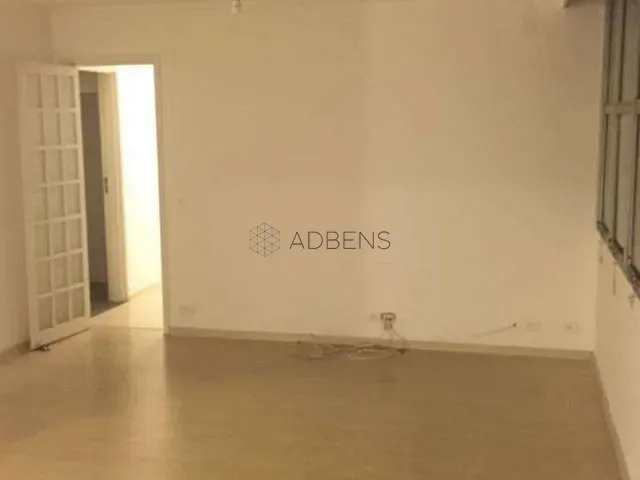 Apartamento 3 quartos e 2 banheiros, à venda, no bairro Jardim Europa em São Paulo