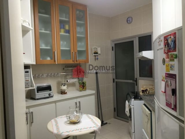 Apartamento à venda, no bairro Areao em Taubaté