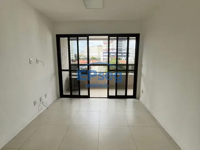 Apartamento 3 quartos e 2 banheiros, à venda, no bairro Garcia em Salvador