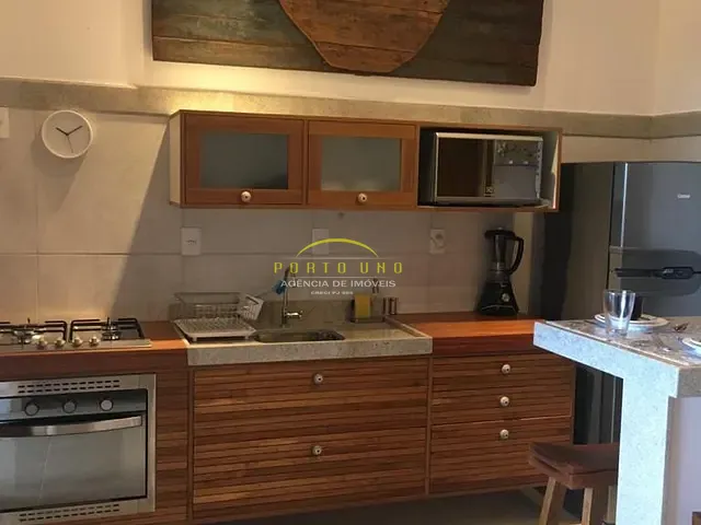 Apartamento com 91m² 2 quartos e 2 banheiros, à venda, no bairro Praia do Forte em Praia do Forte