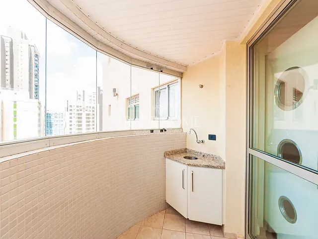 Apartamento com 171m² 3 quartos e 3 banheiros, à venda, no bairro Água Verde em Curitiba