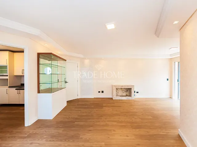 Apartamento com 171m² 3 quartos e 3 banheiros, à venda, no bairro Água Verde em Curitiba