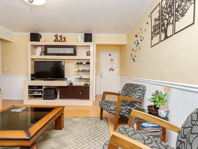 Apartamento com 54m² 2 quartos e 1 banheiro, à venda, no bairro Novo Mundo em Curitiba