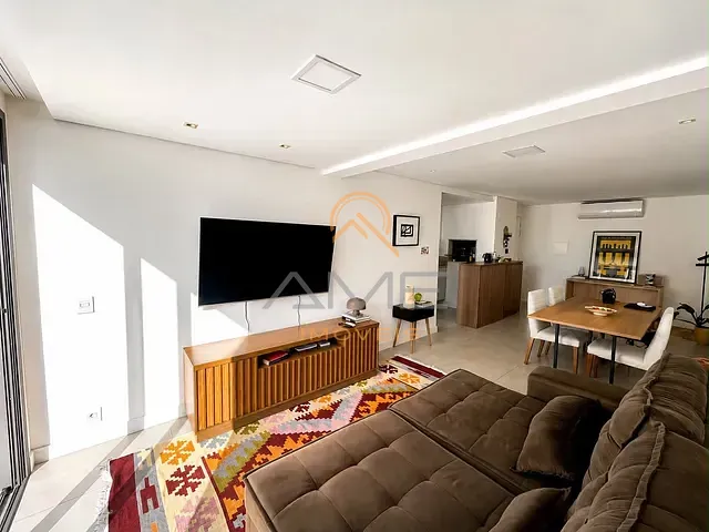Apartamento 2 quartos e 2 banheiros, à venda, no bairro São Gonçalo em Pelotas