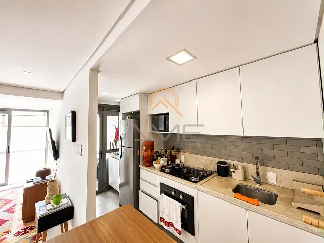 Apartamento 2 quartos e 2 banheiros, à venda, no bairro São Gonçalo em Pelotas