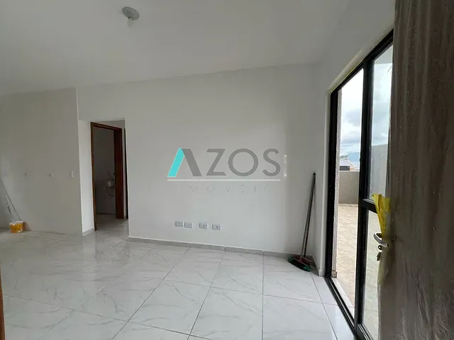 Apartamento 2 quartos e 1 banheiro, à venda, no bairro Guaraituba em Colombo