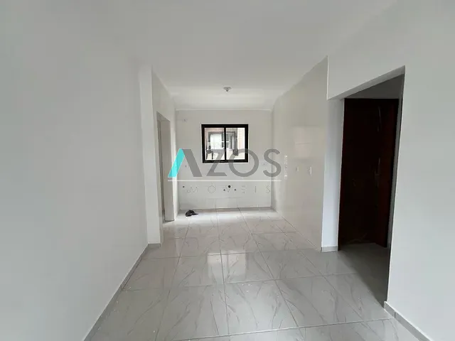 Apartamento 2 quartos e 1 banheiro, à venda, no bairro Guaraituba em Colombo