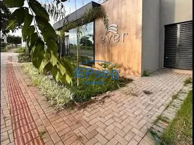 Apartamento 2 quartos e 2 banheiros, à venda, no bairro Pacaembu em Londrina