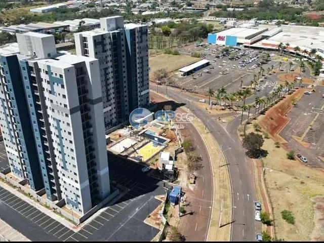 Apartamento 2 quartos e 2 banheiros, à venda ou para alugar, no bairro Pacaembu em Londrina
