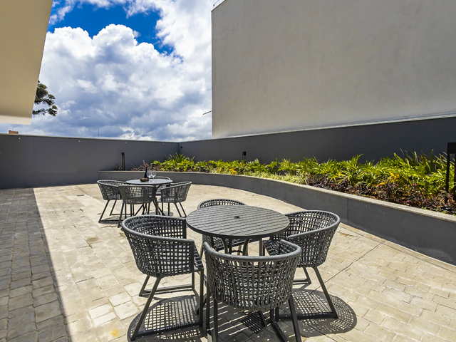 Apartamento com 100m² 2 quartos e 2 banheiros, à venda, no bairro Cristo Rei em Curitiba