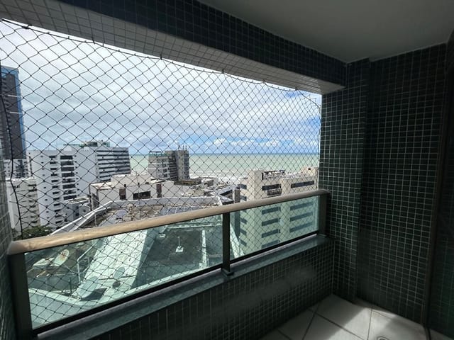 Apartamento 2 quartos e 2 banheiros, para alugar, no bairro Boa Viagem em Recife