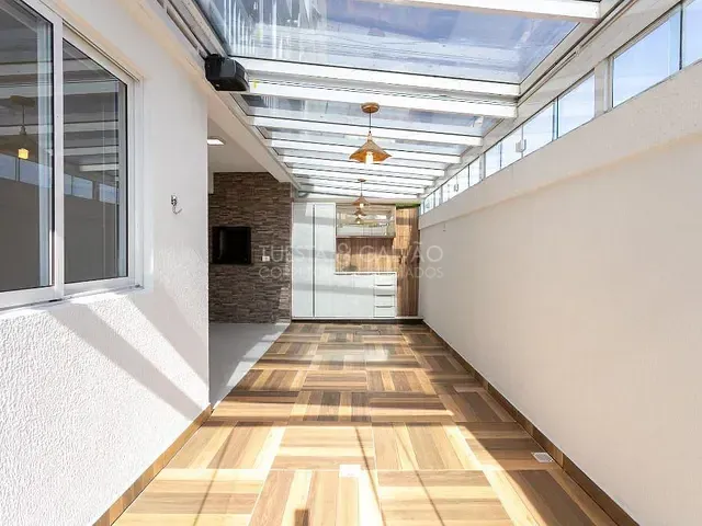 Apartamento com 67m² 2 quartos e 2 banheiros, à venda, no bairro Uberaba em Curitiba