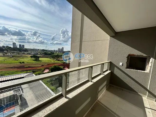 Apartamento 3 quartos e 2 banheiros, à venda, no bairro Aurora em Londrina