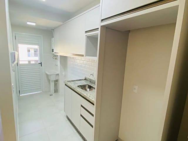 Apartamento com 101m² 2 quartos e 2 banheiros, para alugar, no bairro Aurora em Londrina