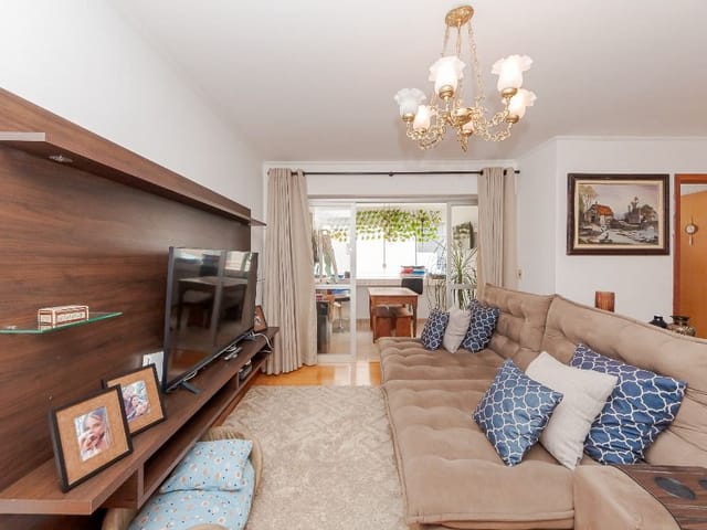 Apartamento 3 quartos e 2 banheiros, à venda, no bairro Campina do Siqueira em Curitiba