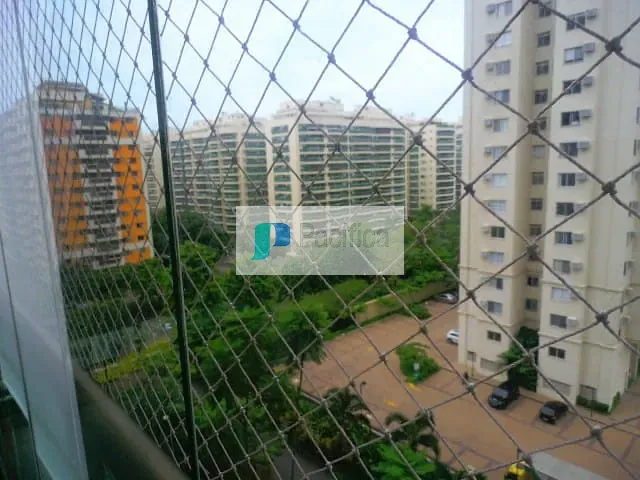 Apartamento com 78m² 2 quartos e 1 banheiro, à venda ou para alugar, no bairro Jacarepaguá em Rio de Janeiro