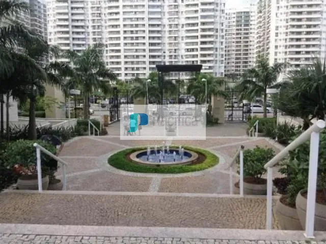 Apartamento com 78m² 2 quartos e 1 banheiro, à venda ou para alugar, no bairro Jacarepaguá em Rio de Janeiro