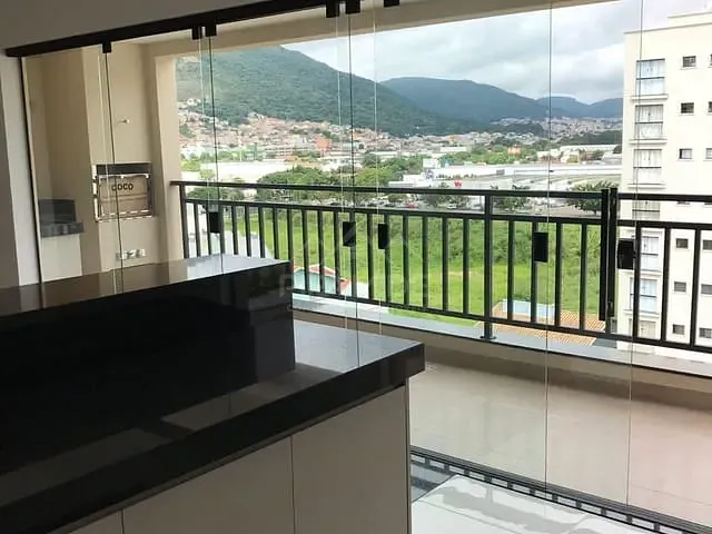 Apartamento 3 quartos e 3 banheiros, à venda, no bairro Jardim Elvira Dias em Poços de Caldas