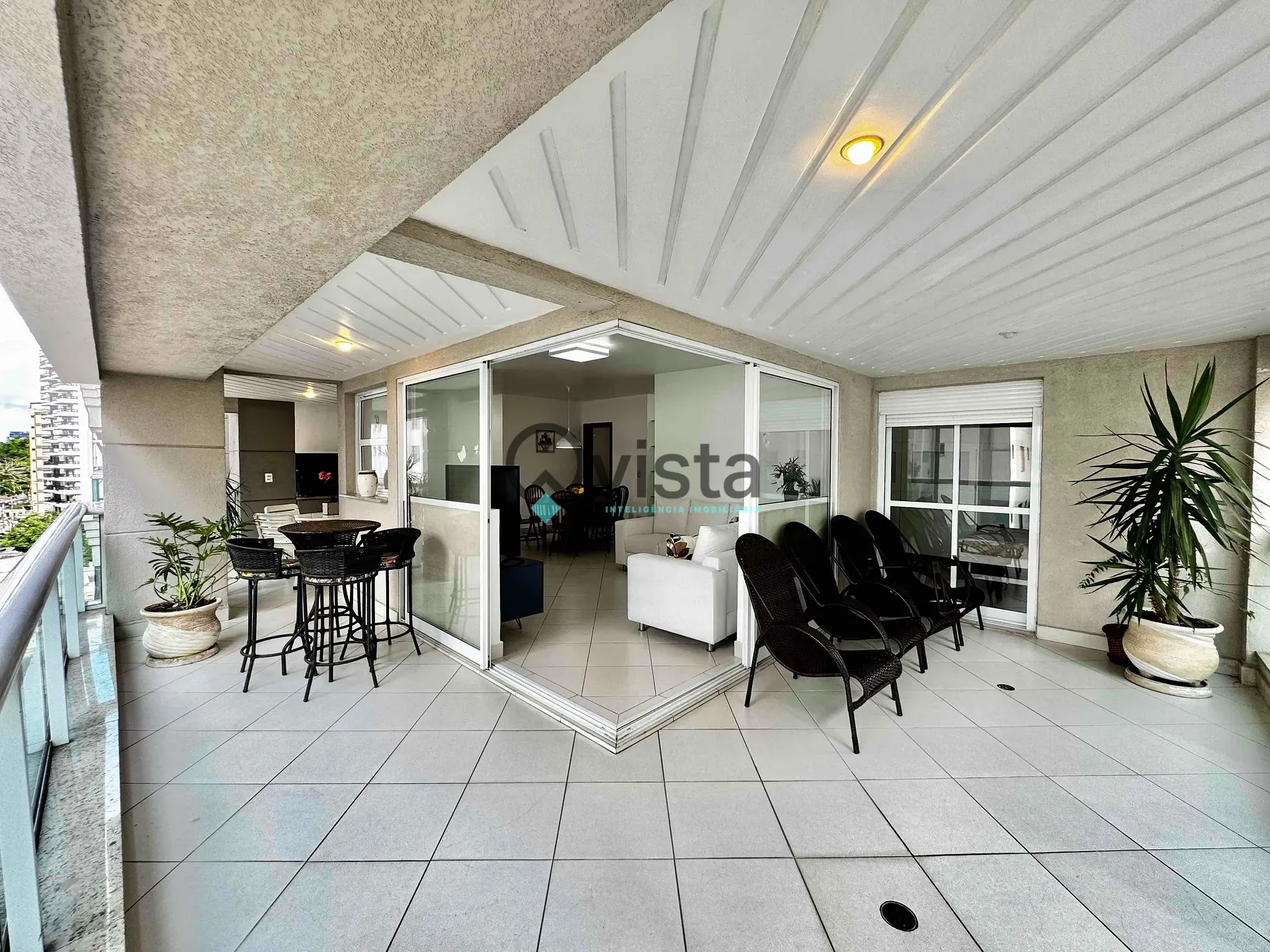Apartamento, 3 quartos, 146 m² - Foto 1