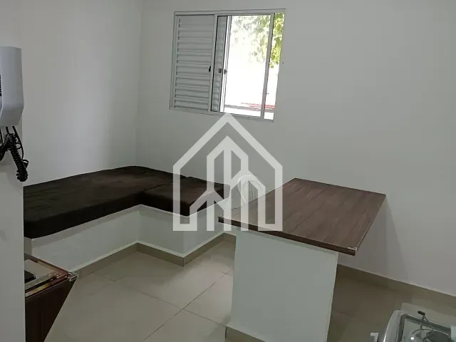 Apartamento 1 quarto e 1 banheiro, para alugar, no bairro Vila Ré em São Paulo