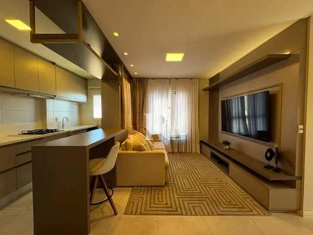 Apartamento 2 quartos e 2 banheiros, para alugar, no bairro Centro em Tijucas