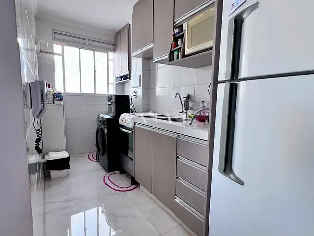 Apartamento 2 quartos e 1 banheiro, à venda, no bairro Jardim Morumbi em Londrina