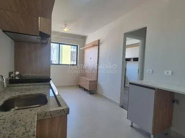 Apartamento com 31m² 1 quarto e 1 banheiro, para alugar, no bairro Portão em Curitiba
