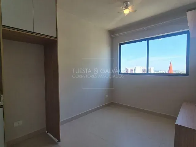 Apartamento com 31m² 1 quarto e 1 banheiro, para alugar, no bairro Portão em Curitiba