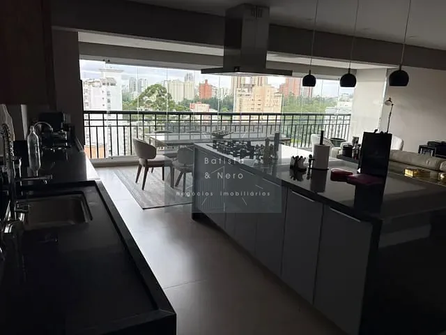 Apartamento com 141m² 3 quartos e 4 banheiros, à venda, no bairro Vila Andrade em São Paulo