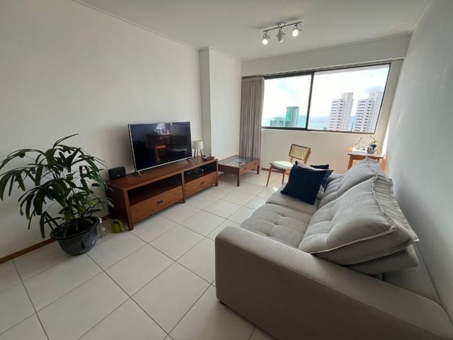 Apartamento 2 quartos e 2 banheiros, para alugar, no bairro Boa Viagem em Recife