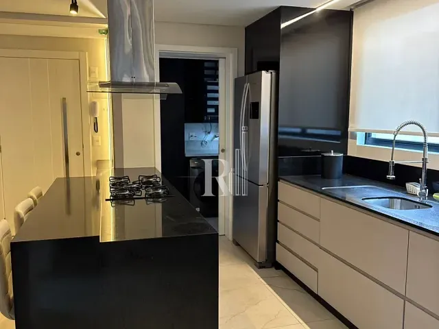 Apartamento com 182m² 3 quartos e 3 banheiros, à venda, no bairro Centro em Porto Belo