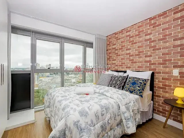 Apartamento com 30m² 1 quarto e 1 banheiro, para alugar, no bairro Centro em Curitiba