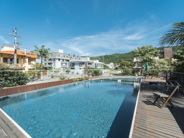 Apartamento 3 quartos e 2 banheiros, à venda, no bairro Ingleses do Rio Vermelho em Florianópolis