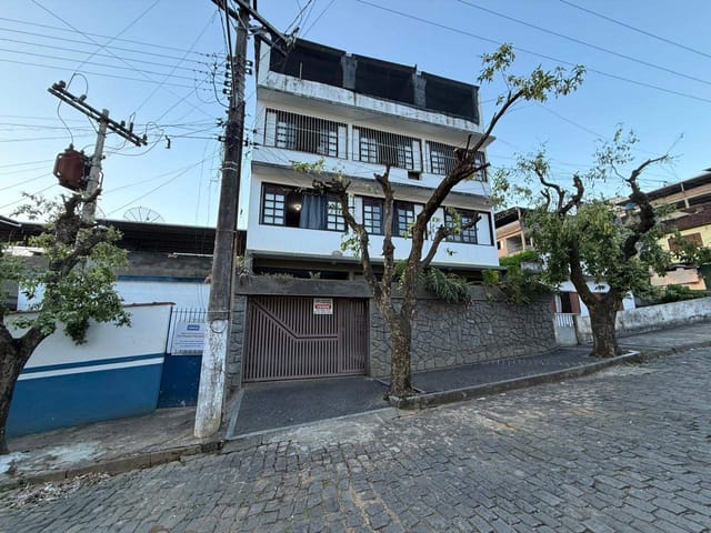 Apartamento 3 quartos e 1 banheiro, à venda, no bairro Haidee em Cataguases