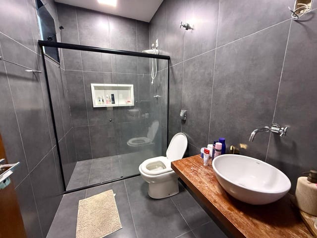 Apartamento 3 quartos e 1 banheiro, à venda, no bairro Haidee em Cataguases