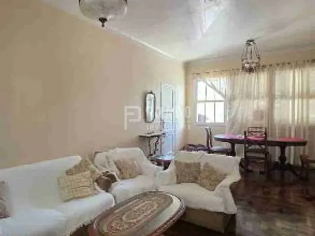 Apartamento com 290m² 3 quartos e 2 banheiros, à venda, no bairro Centro em Pelotas